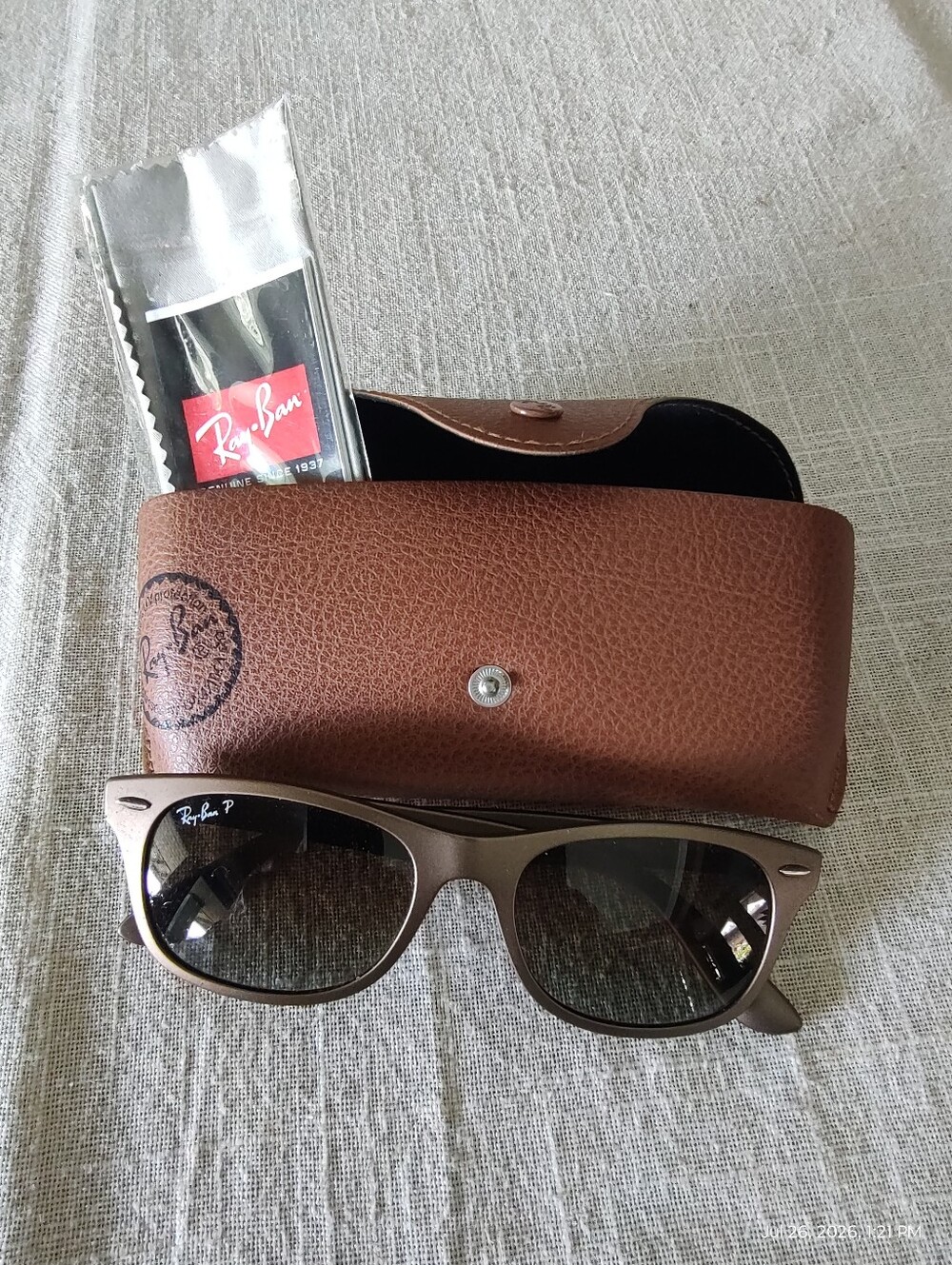 Ray-Ban Matte Brown Frame Polarized Sunglasses with Brown Case - Picture 9 of 9